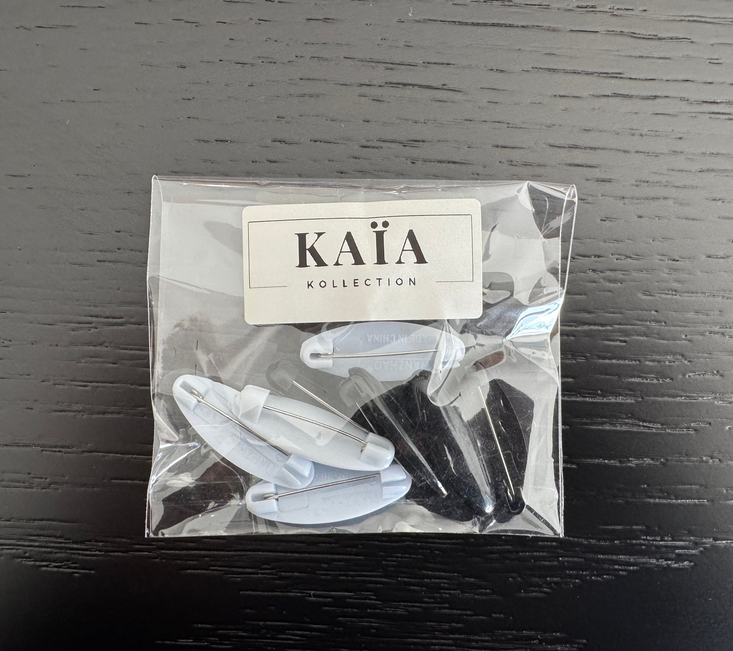 Black/White Hijab Pins